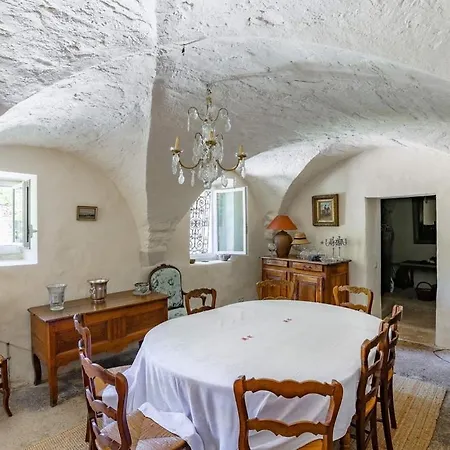 וילה Du Lavoir גורדס
